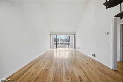 28 Sunrise Dr, Long Hill Township, NJ 07933 - Photo 7