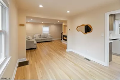 31 Sherman Ave, Hawthorne, NJ 07506 - Photo 5