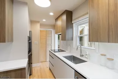 31 Sherman Ave, Hawthorne, NJ 07506 - Photo 7