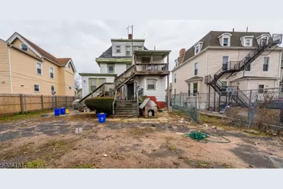 70 N Essex Ave, Orange, NJ 07050 - Photo 19
