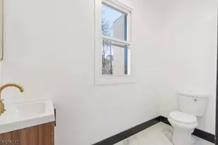 854 S 14th St, Newark, NJ 07108 - Photo 13