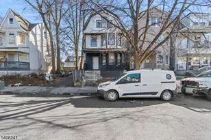 854 S 14th St, Newark, NJ 07108 - Photo 1