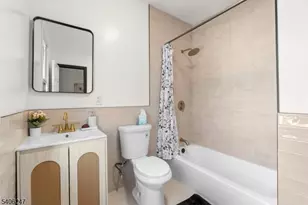 854 S 14th St, Newark, NJ 07108 - Photo 19