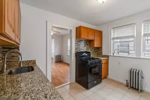 459 Norwood St, East Orange, NJ 07018 - Photo 9