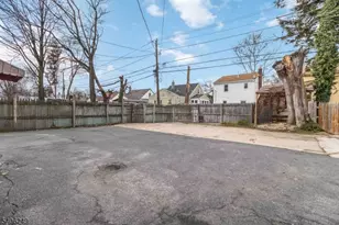 459 Norwood St, East Orange, NJ 07018 - Photo 15