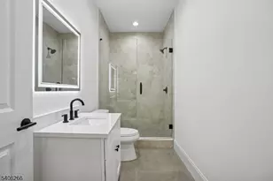 19 Tilden Ct, Livingston, NJ 07039 - Photo 39