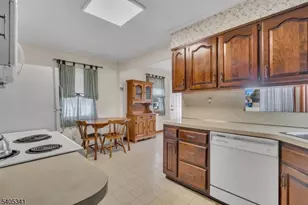 145 N 24th St, Kenilworth, NJ 07033 - Photo 7