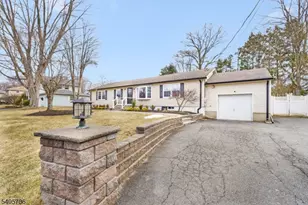 157 S Hillside Ave, Roxbury Township, NJ 07876 - Photo 27