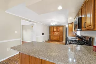 157 S Hillside Ave, Roxbury Township, NJ 07876 - Photo 7