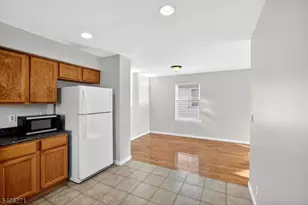 71 Hartford St, Newark, NJ 07103 - Photo 5