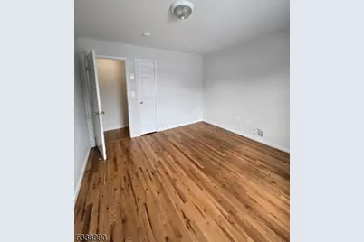 89 Sumo Village Ct, Newark, NJ 07114 - Photo 31