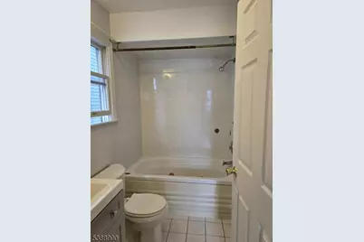 89 Sumo Village Ct, Newark, NJ 07114 - Photo 29