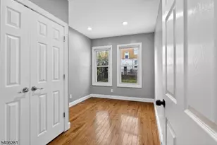 215 Myrtle Ave, Irvington, NJ 07111 - Photo 15