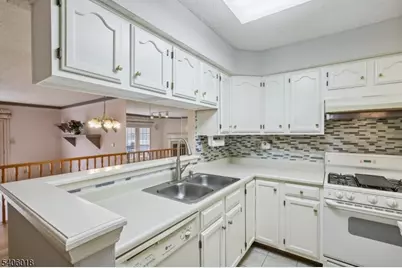 82 Castleton Rd, Montgomery Township, NJ 08540 - Photo 11