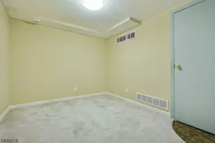 82 Castleton Rd, Montgomery Township, NJ 08540 - Photo 31