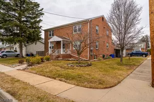 18 Tennyson St Unit, Carteret, NJ 07008 - Photo 3