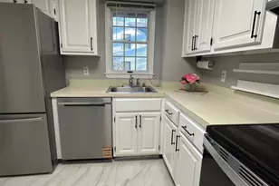 95 Jamestown Rd, Bernards Township, NJ 07920 - Photo 11