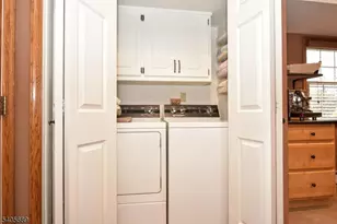 237 Glenwood Dr, North Haledon, NJ 07508 - Photo 19