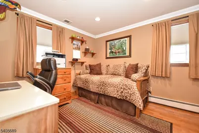 237 Glenwood Dr, North Haledon, NJ 07508 - Photo 25