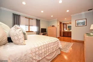 237 Glenwood Dr, North Haledon, NJ 07508 - Photo 21