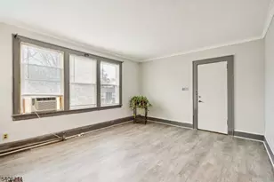 193 Hoffman Blvd, East Orange, NJ 07017 - Photo 13