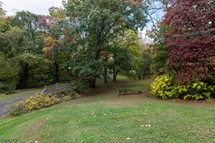 9 Wayside Ln, Clinton Township, NJ 08833 - Photo 33