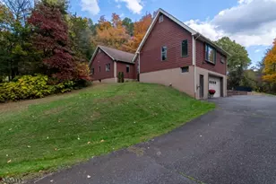 9 Wayside Ln, Clinton Township, NJ 08833 - Photo 1