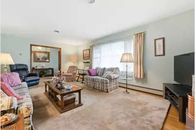 33 Edgemere Ter, Washington Township, NJ 07882 - Photo 7