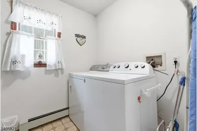 33 Edgemere Ter, Washington Township, NJ 07882 - Photo 21