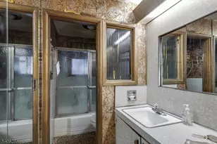 108 N Glenwood Rd, Fanwood, NJ 07023 - Photo 15