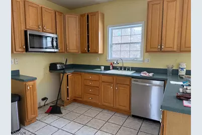 39 Canterbury Ln, Mansfield Township, NJ 07840 - Photo 9