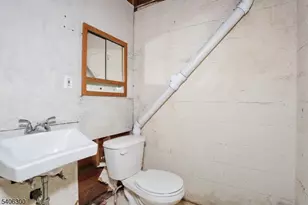 11 Kenneth Rd, Montclair, NJ 07043 - Photo 33