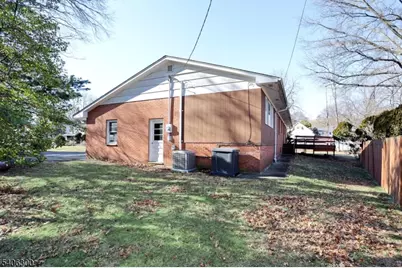 11 Kenneth Rd, Montclair, NJ 07043 - Photo 41