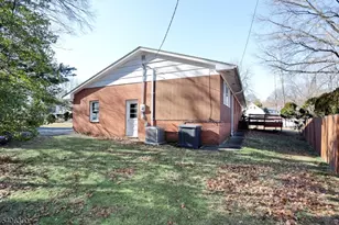 11 Kenneth Rd, Montclair, NJ 07043 - Photo 41