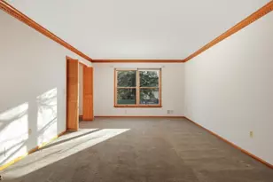 99 Beechwood Cir, Hillsborough Township, NJ 08844 - Photo 7