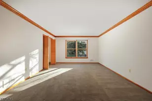 99 Beechwood Cir, Hillsborough Township, NJ 08844 - Photo 7