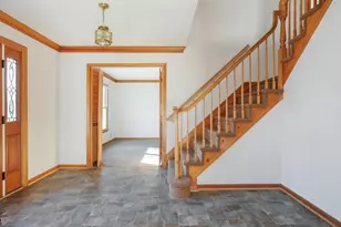 99 Beechwood Cir, Hillsborough Township, NJ 08844 - Photo 3