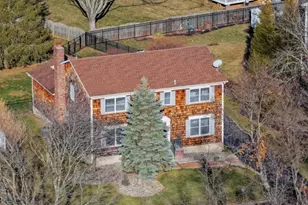 99 Beechwood Cir, Hillsborough Township, NJ 08844 - Photo 31