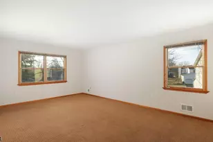 99 Beechwood Cir, Hillsborough Township, NJ 08844 - Photo 17