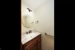 99 Beechwood Cir, Hillsborough Township, NJ 08844 - Photo 15