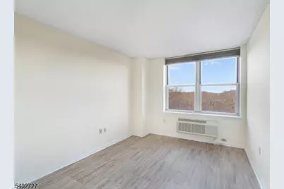 300 Main St #811, Little Falls Township, NJ 07424 - Photo 15