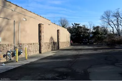 34 Leonardville Rd, Middletown, NJ 07748 - Photo 3