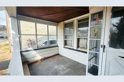 518 W Broadway, Haledon, NJ 07508 - Photo 5