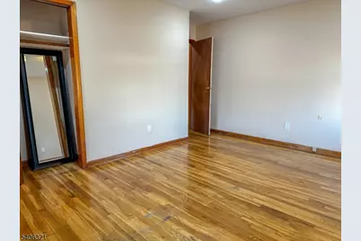 325-327 John St Apt 5 #4, Elizabeth, NJ 07202 - Photo 7