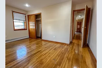 325-327 John St Apt 5 #4, Elizabeth, NJ 07202 - Photo 13