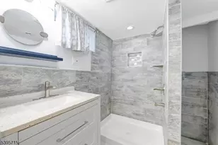 146 Spring St, Orange, NJ 07050 - Photo 15