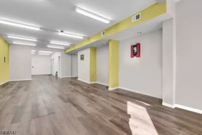 647 Scotland Rd, Orange, NJ 07050 - Photo 9