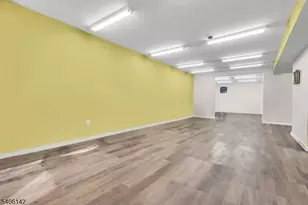 647 Scotland Rd, Orange, NJ 07050 - Photo 7