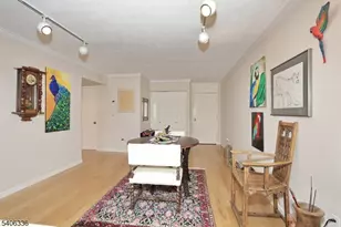 521 Piermont Ave, River Vale Township, NJ 07675 - Photo 11