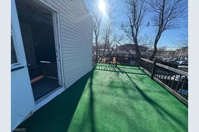 2505 Girard Pl, Union Township, NJ 07083 - Photo 7